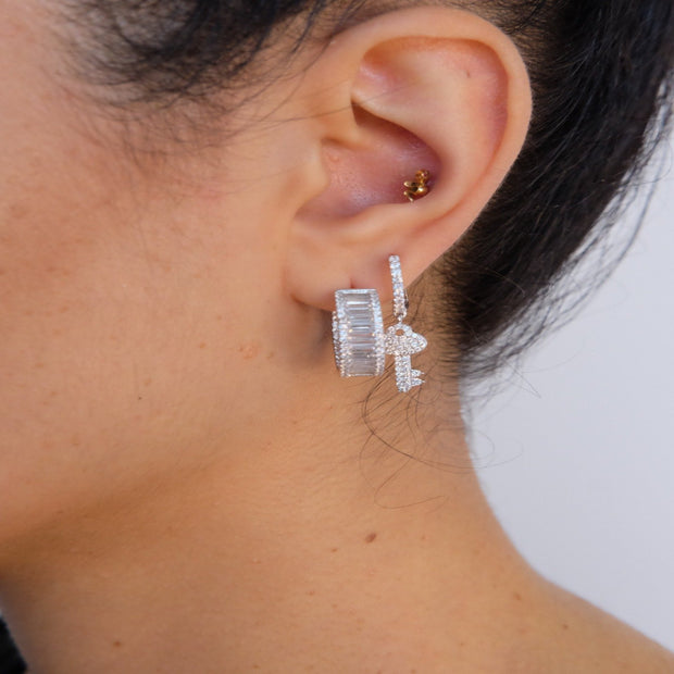 Saffy Jewels Earrings Hoop with Key Charm Earring Silver ESC01703040_1